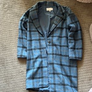 cupcakes & cashmere || blue plaid coat